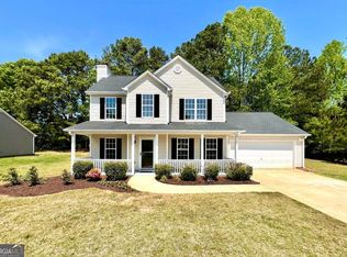 4180 Eden Valley Dr, Loganville, GA