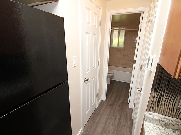 5th image of 1275 E 11th Ave APT 2