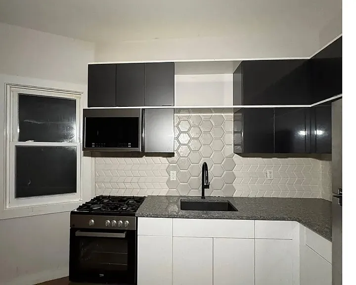 107 Magazine St #2RR — Photo 1