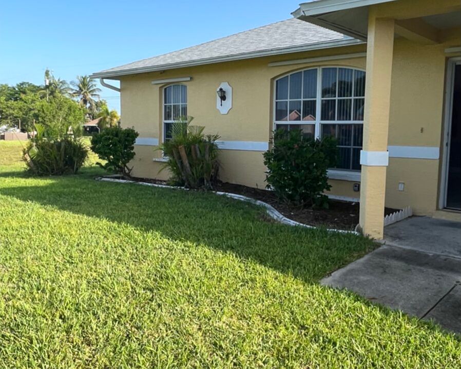 1st image of 1513 SW 30th St