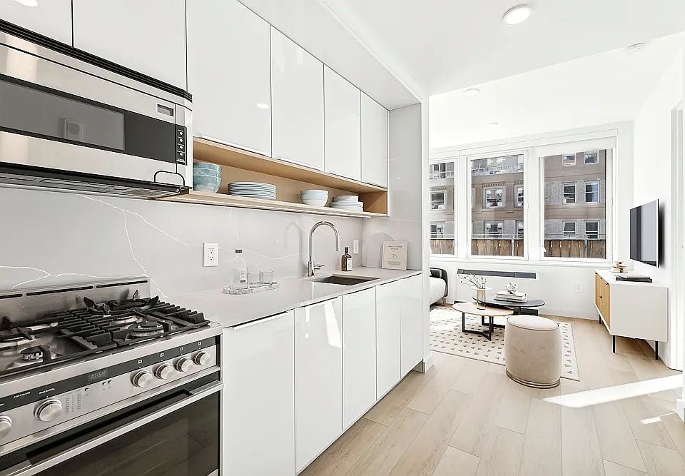 1st image of 20 Broad St #1605