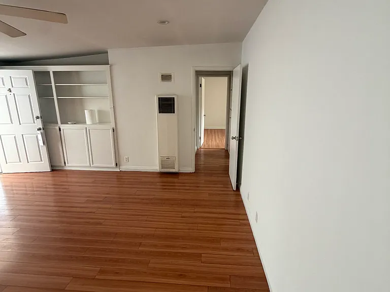 1527 S Shenandoah St #1 — Photo 2