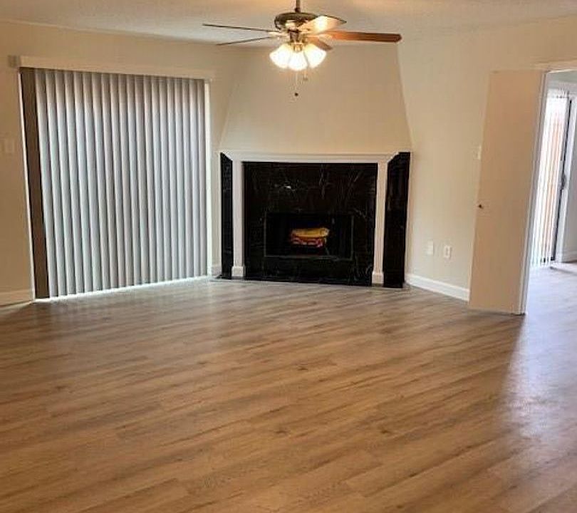 1st image of 869 Dublin Dr APT A