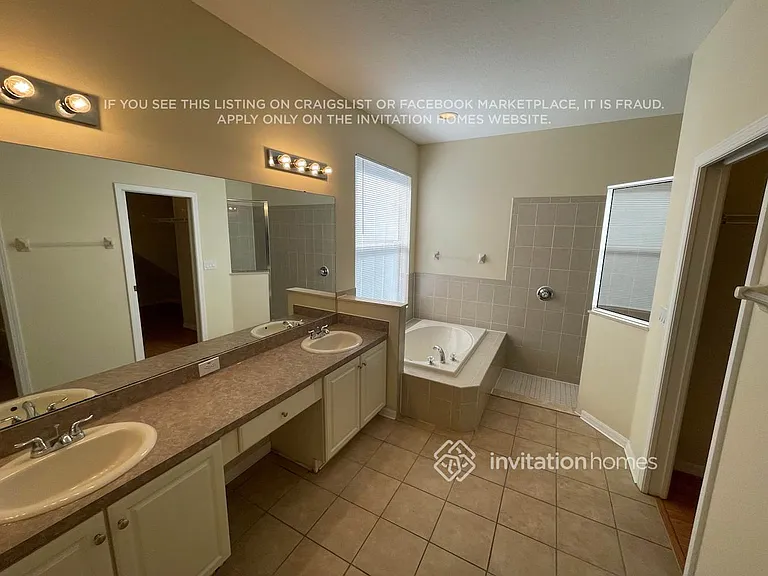 15833 Pond Rush Ct — Photo 12