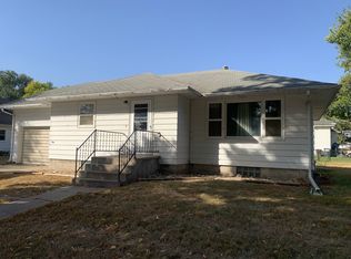 1011 N 8th St, Norfolk, NE 68701