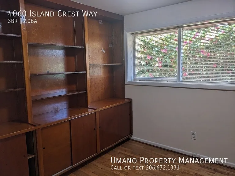 4060 Island Crest Way — Photo 12