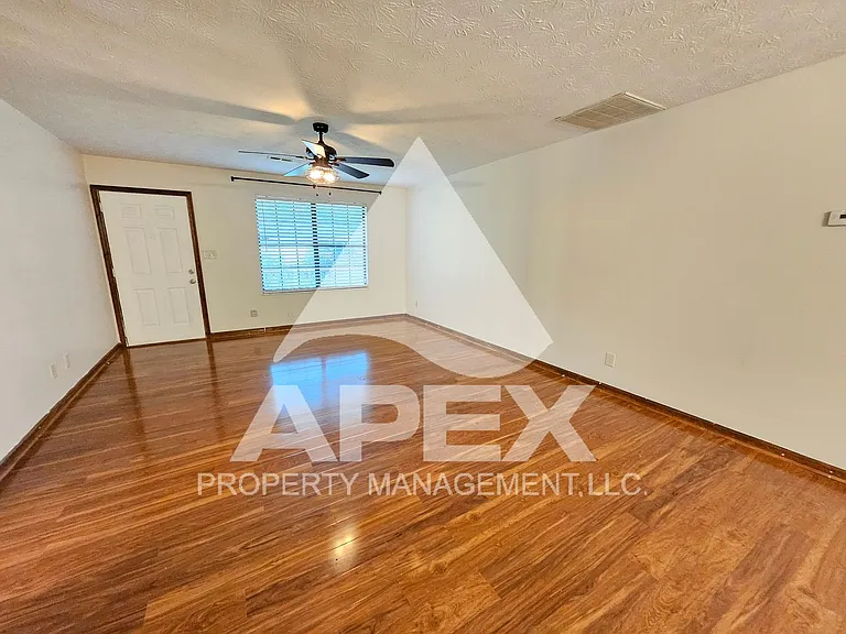 5537 Jericho Ln — Photo 6