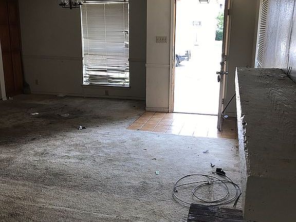 5th image of 4343 San Marcus Ave
