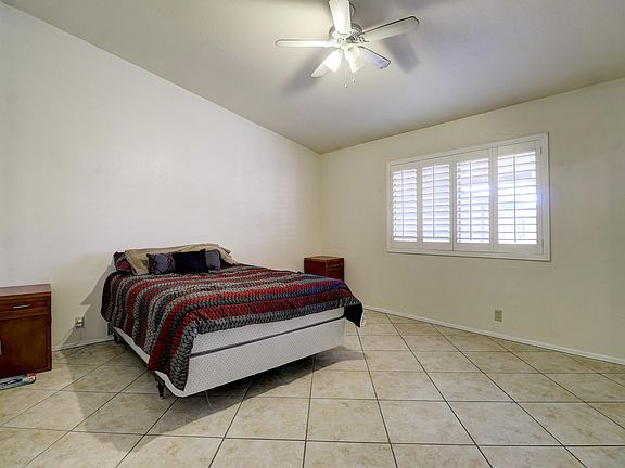 5th image of 5222 N 73rd Dr