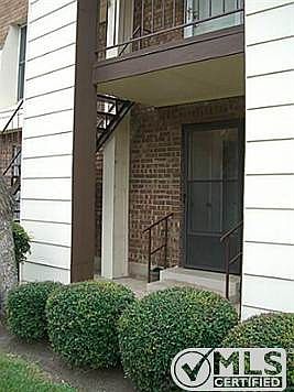 5th image of 4048 Ridglea Country Club Dr APT 1210