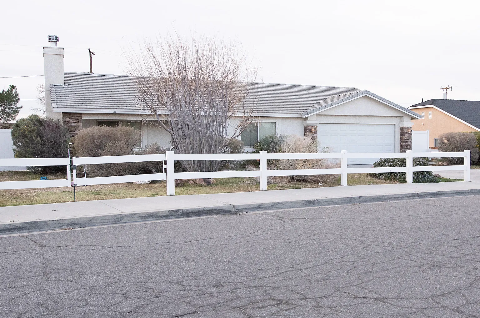 3 bed, 1568 sqft, $2,250 — Photo 2