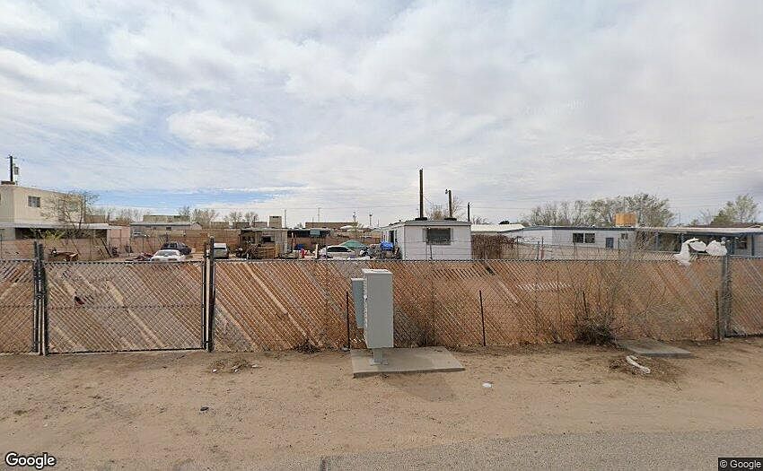 1st image of 412 Tahoe Pl NE