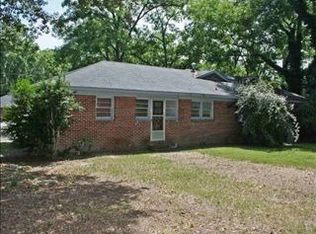 17 E Williams St, Winder, GA 30680