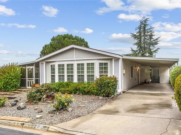 10045 Comanche Cir, Cherry Valley, CA 92223