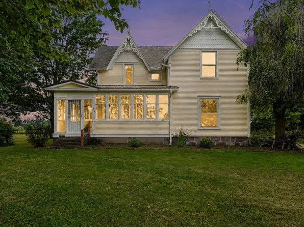 4394 Lake Rd, Greenville, MI 48838