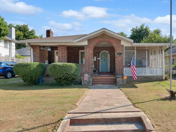 637 W Oak Ave, Jonesboro, AR 72401