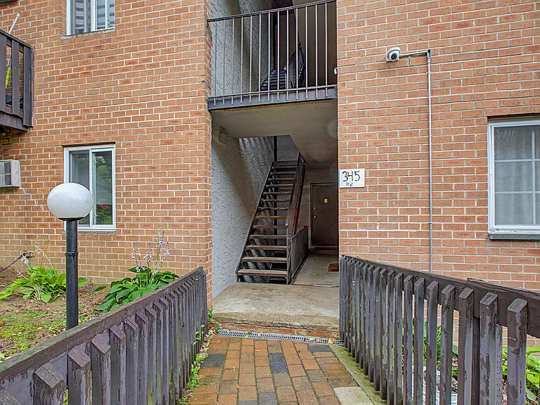 345 N Broadway #2A — Photo 11