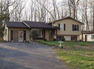 228 Green Hill Rd, Barto, PA 19504