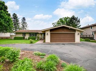 1089 Monroe St S, Prescott, WI 54021