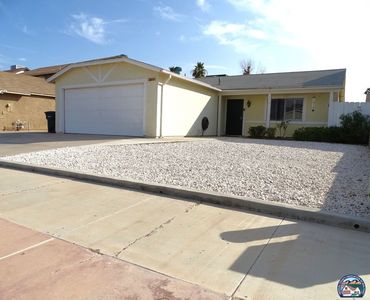 2071 W Elm Ave, El Centro, CA, 92243