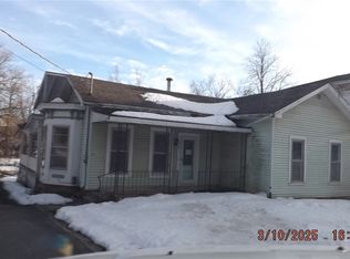 22 Main St, Antwerp, NY 13608