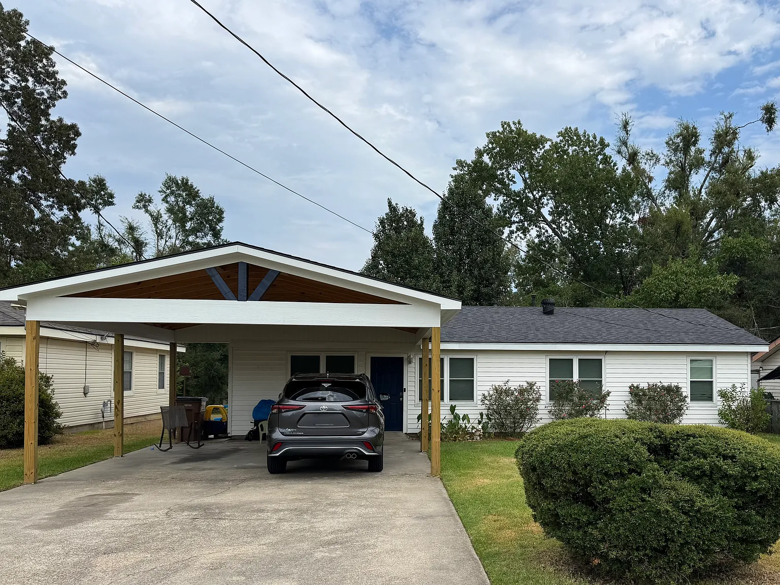 3 bed, 1558 sqft, $2,000 — Photo 1