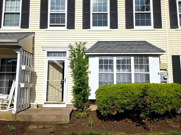 265 Liberty Dr, Langhorne, PA 19047