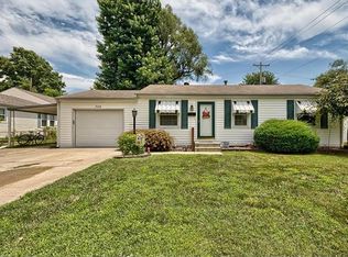 702 Guinevere Ct, Troy, IL