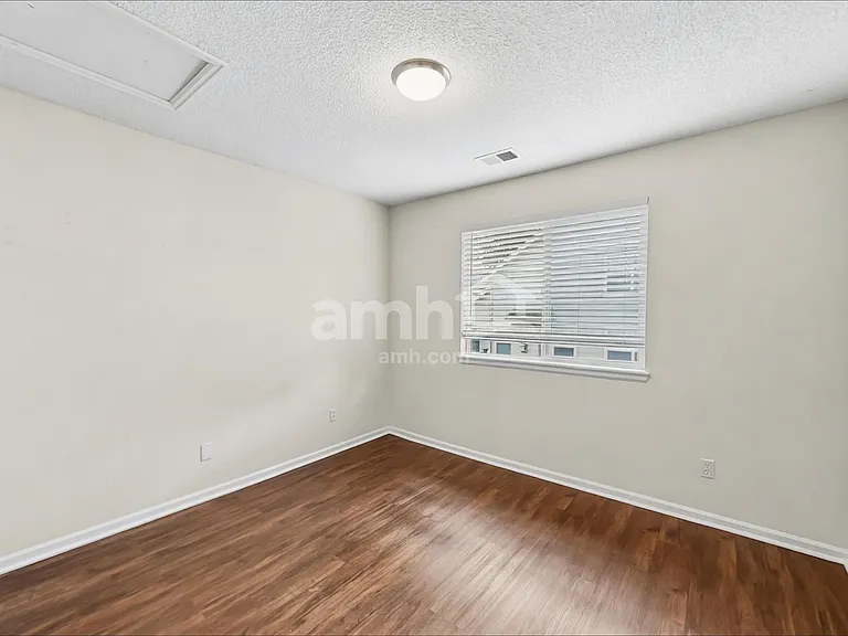 19506 E Bellisario Creek Dr — Photo 14