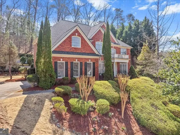 663 Vinings Estates Dr SE, Mableton, GA 30126