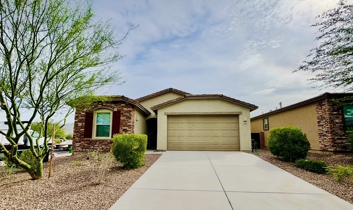 5 bed, 3.0 bath, 1939 sqft, $2,395 — Photo 1