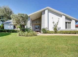 10331 186th Ct S, Boca Raton, FL 33498