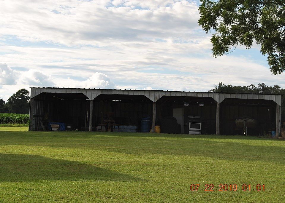 2nd image of 384 Goulsby Farm Rd