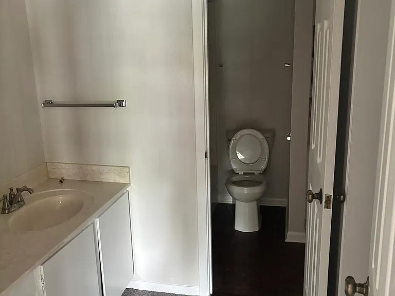 402 W Power Ave #5 — Photo 9
