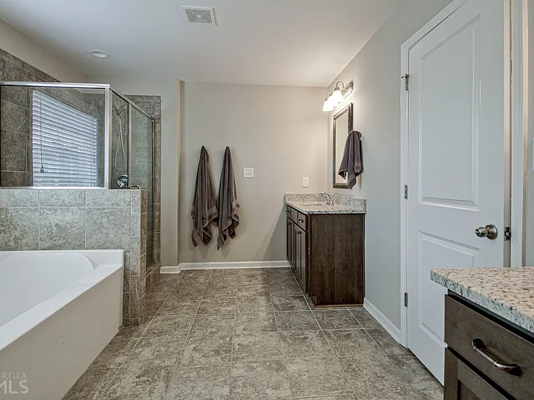 14 Alyssa Rd — Photo 17