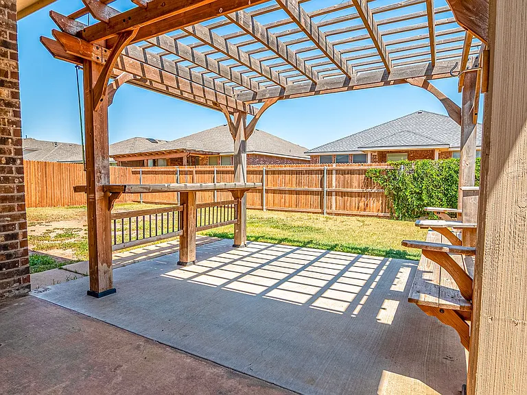 6408 Hall Of Fame Blvd — Photo 23