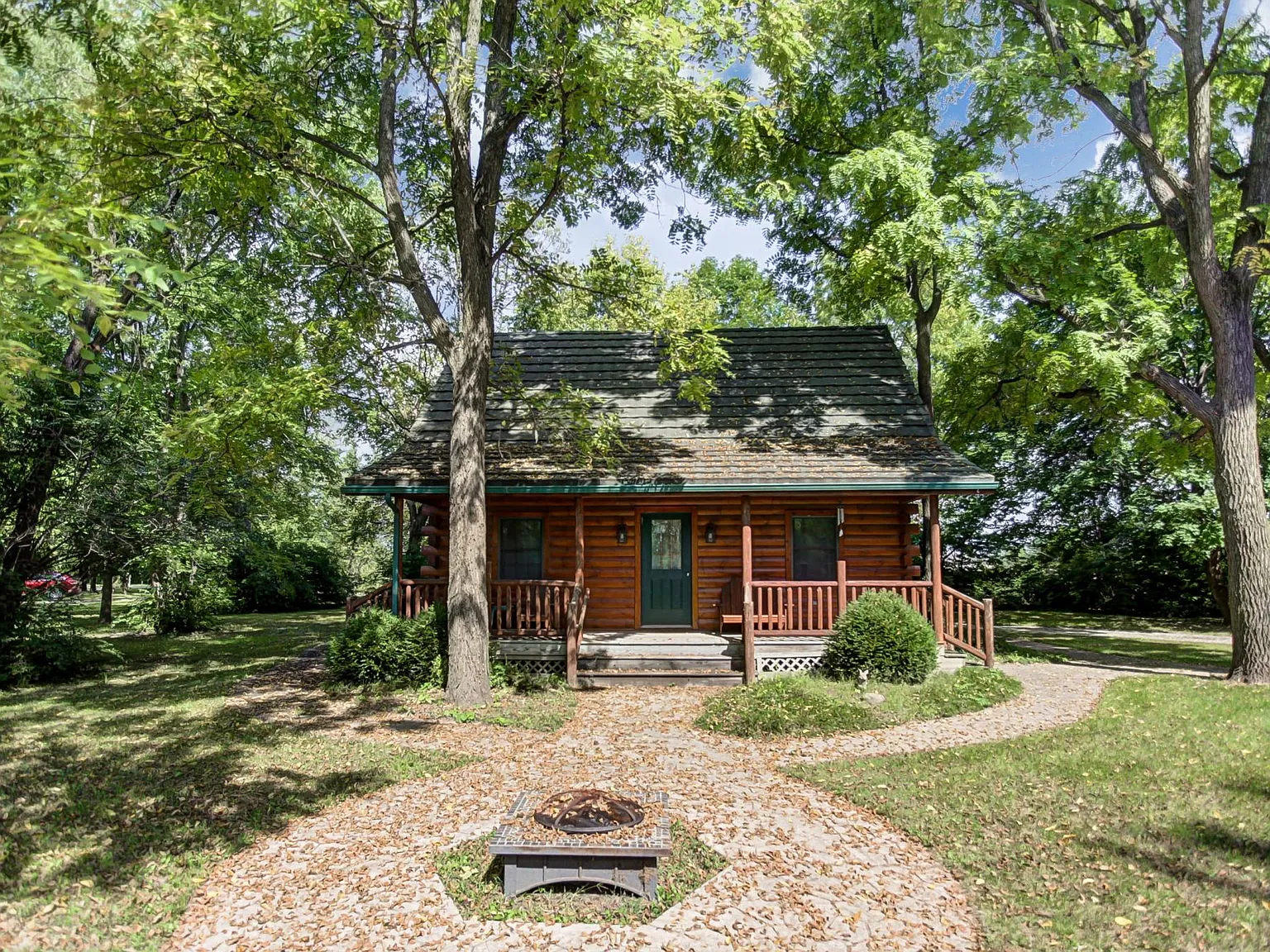 1 bed, 1034 sqft, $1,500 — Photo 3