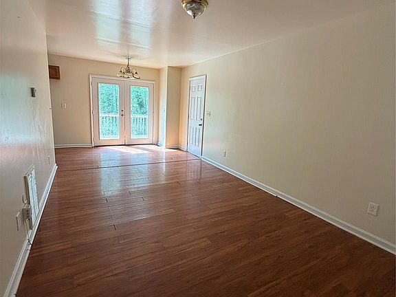 2nd image of 7336 Everett Dr
