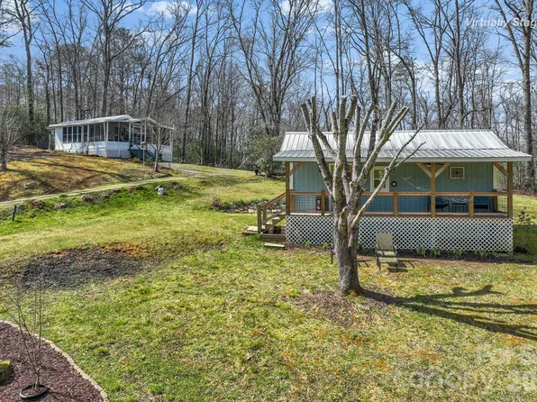 54 S Kimiko Ln, Balsam Grove, NC 28708