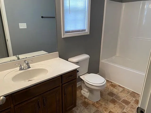 3534 Southwood Dr — Photo 17
