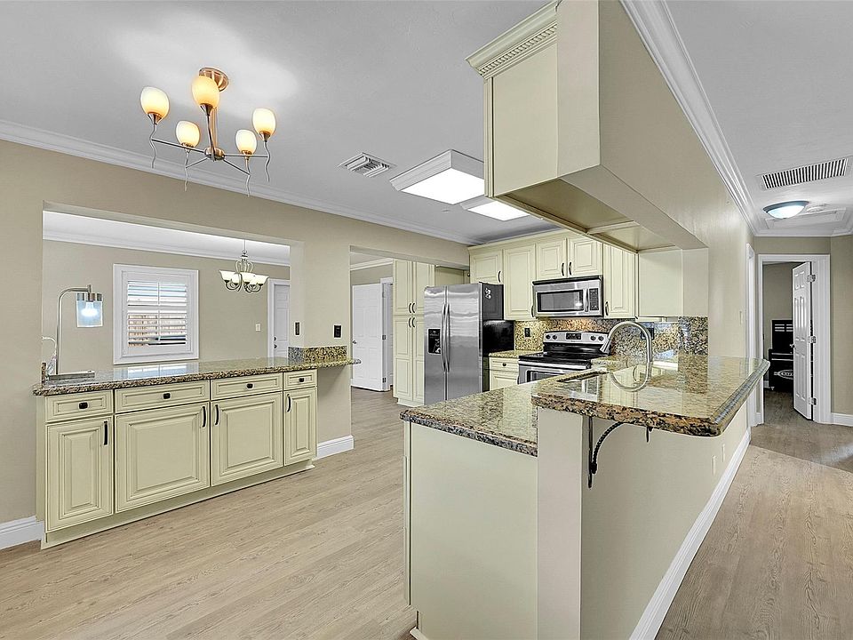 1st image of 351 NE 42nd Court