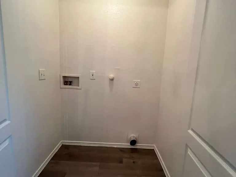 3940 Scranton St — Photo 10