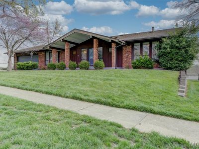 1946 Burlewood Dr, Saint Louis, MO, 63146