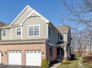 1881 Torrey Pkwy #6-4, Libertyville, IL 60048