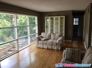 6924 Valley Pl N, Crystal, MN 55427