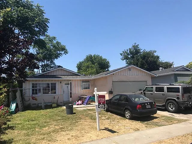 3341 Mount Everest Dr photo 1