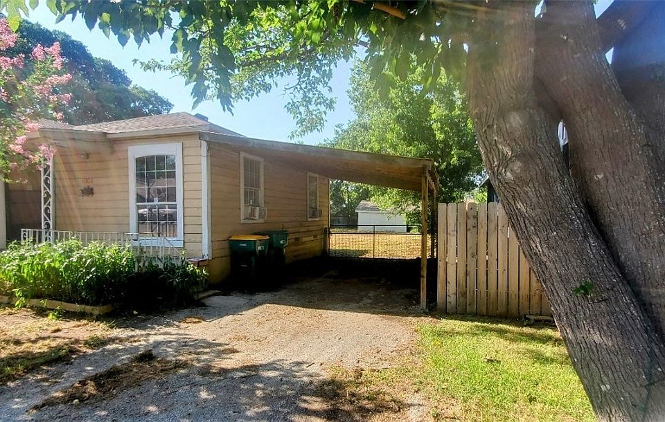 2107 Saunders St, Gatesville, TX 76528 MLS 512686 Zillow