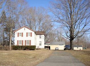 436 Bow Ln, Middletown, CT 06457
