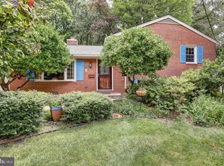 6706 Harwood Pl, Springfield, VA 22152