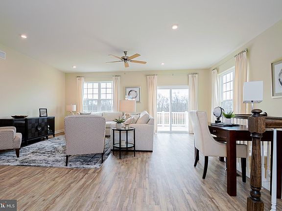 5th image of 199 Case Rd